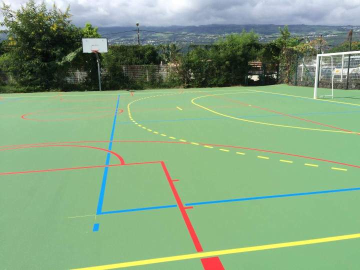 Terrain mulisports en résine Auvergne-Rhône-Alpes